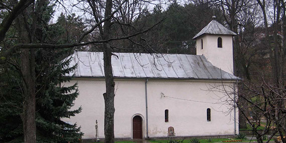 crkva svetog arhandjela gavrila, bukovik, spomen cesma, zvonik, severna strana